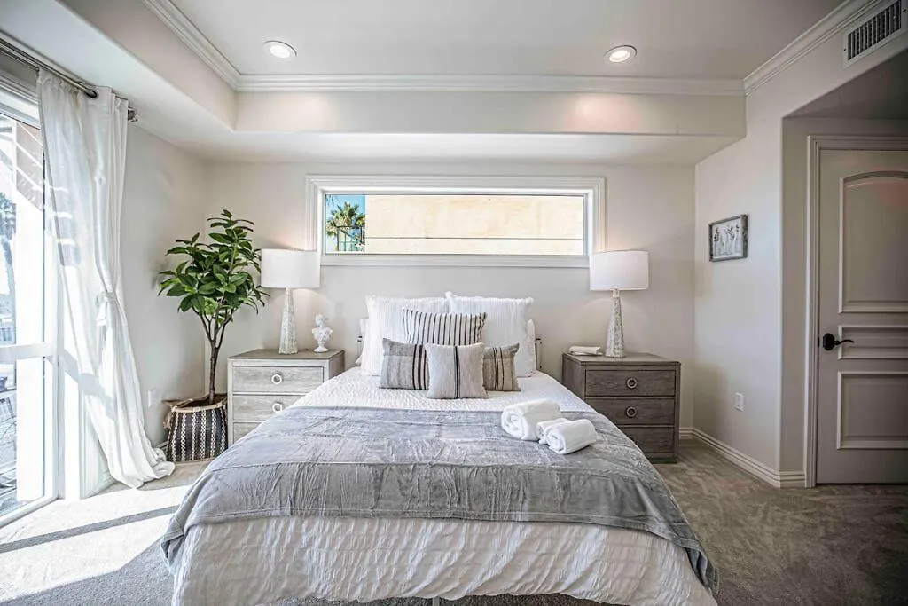 Long Beach Mordern Apt Long Beach